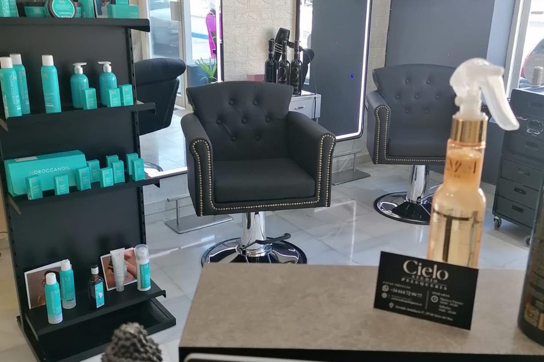Cielo Studio Peluquería, Torre del Mar