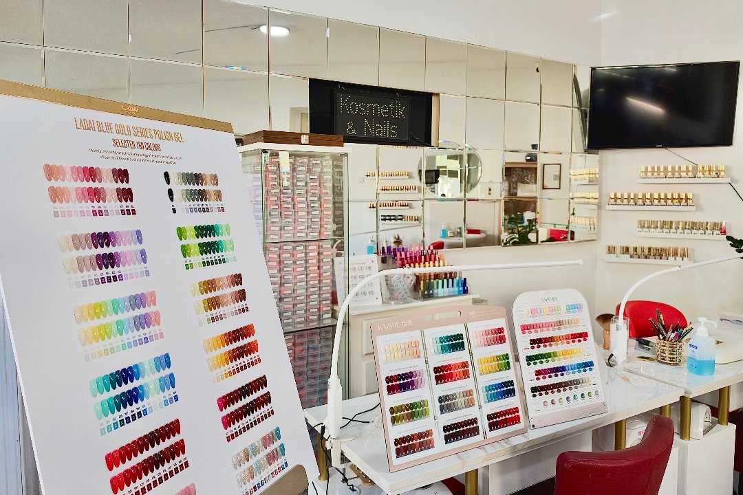 Glow Nails & Lashes Babelsberg, Babelsberg, Potsdam