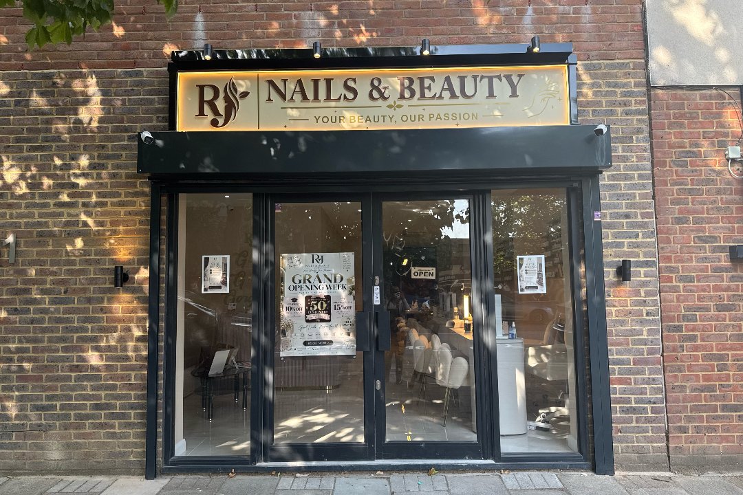 Rj Nails N Beauty, Raynes Park, London