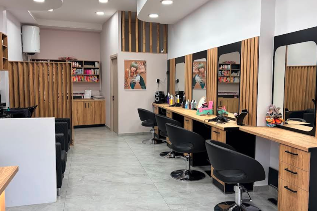 Liana Repousi Hair Studio, Περιστέρι, Αττική