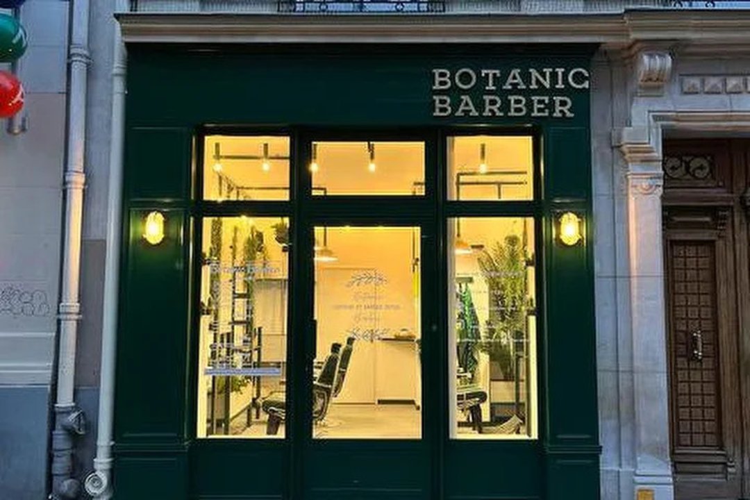 Botanic Barber Paris 19, Combat, Paris