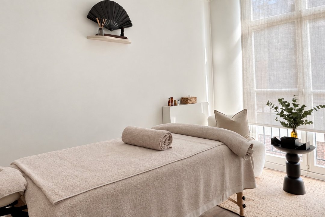 Novisa Massage, Amsterdam-Centrum, Amsterdam