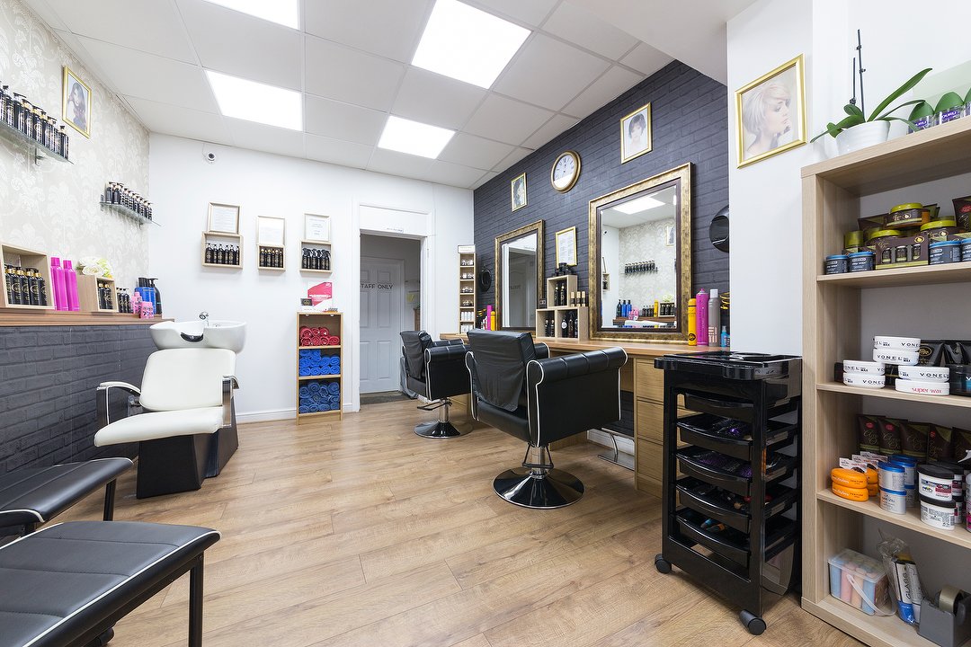 Vintage Cuts, Enfield, London