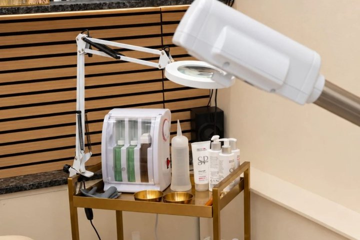 Skin & Silk Beauty Salon - Soin visage Hounslow - Photo de galerie - OneBooking