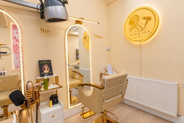 Skin & Silk Beauty Salon - Soin visage Hounslow - Photo de galerie - OneBooking
