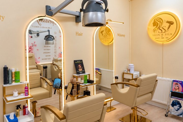 Skin & Silk Beauty Salon - Soin visage Hounslow - Photo de galerie - OneBooking