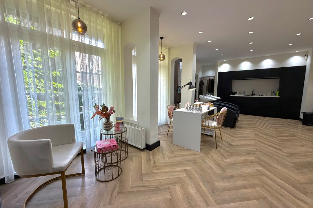 Beauty Hills, Bergse Dorpsstraat, Rotterdam