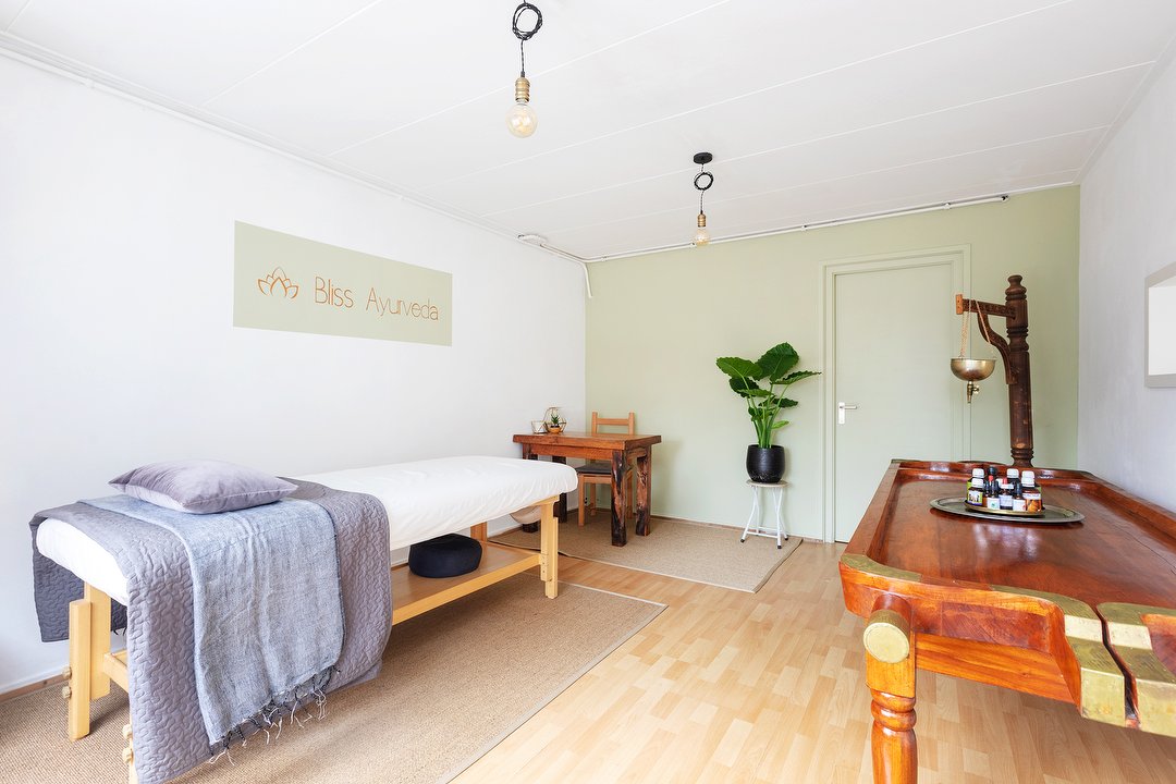 Bliss Ayurveda, Hoofdweg en omgeving, Amsterdam