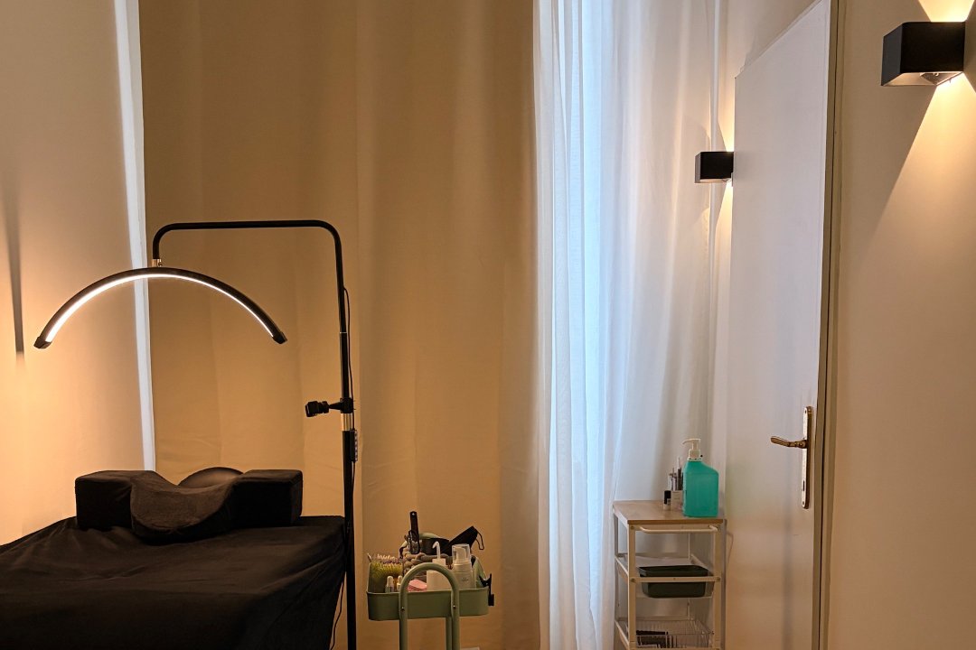 Lash Suite, 18. Bezirk, Wien