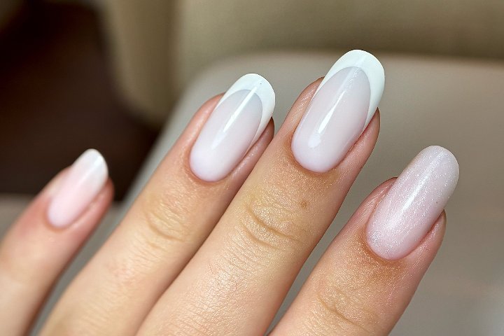 Laura Phocas - Nail Artist - Onglerie Paris - Photo de galerie - OneBooking