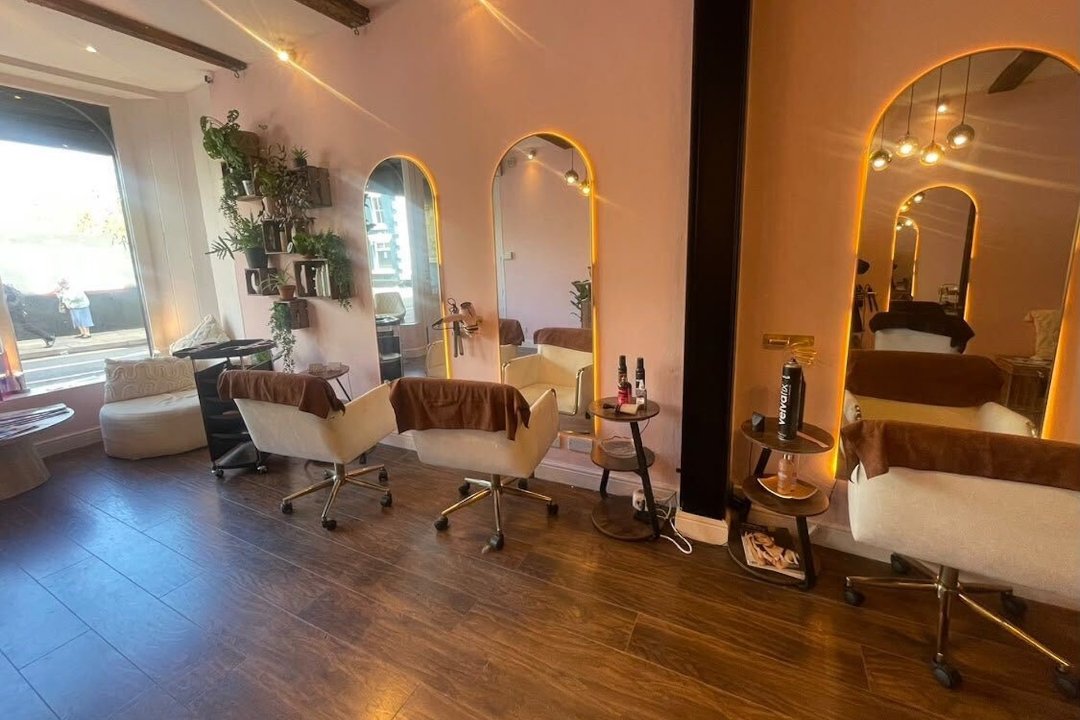 L.J Hair & Makeup Artist, Macclesfield, Cheshire