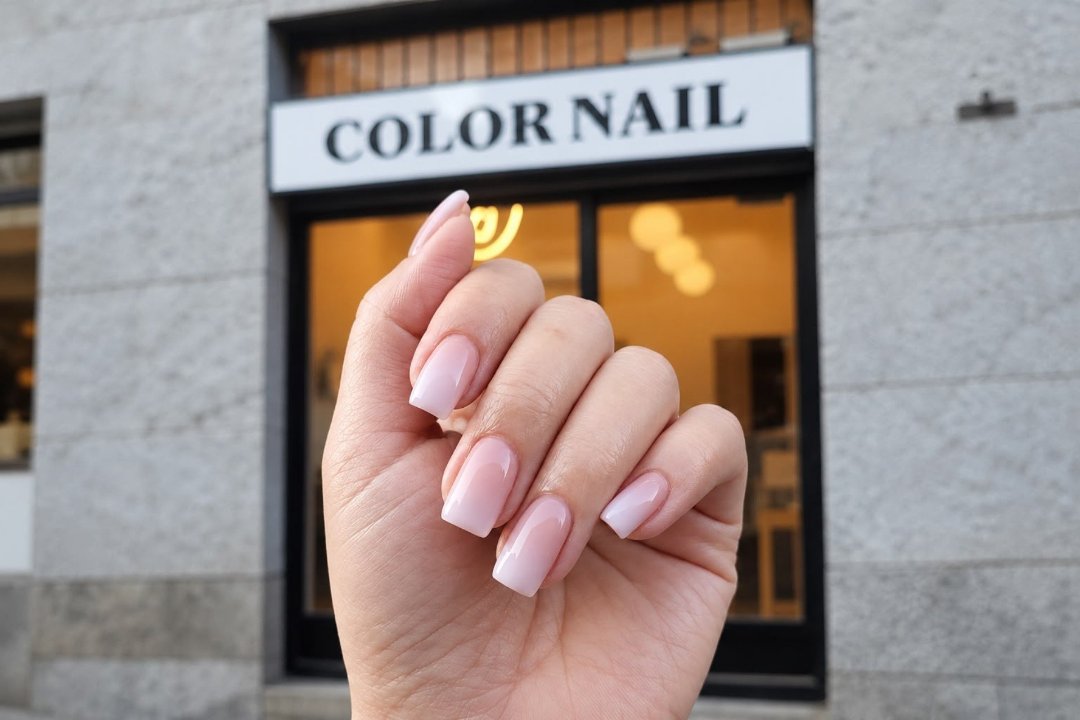 Color Nail - Via Vigevano, Porta Genova, Milano
