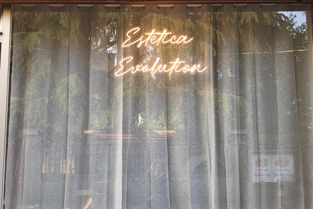 Estetica Evolution, Bovisio Masciago, Segrate