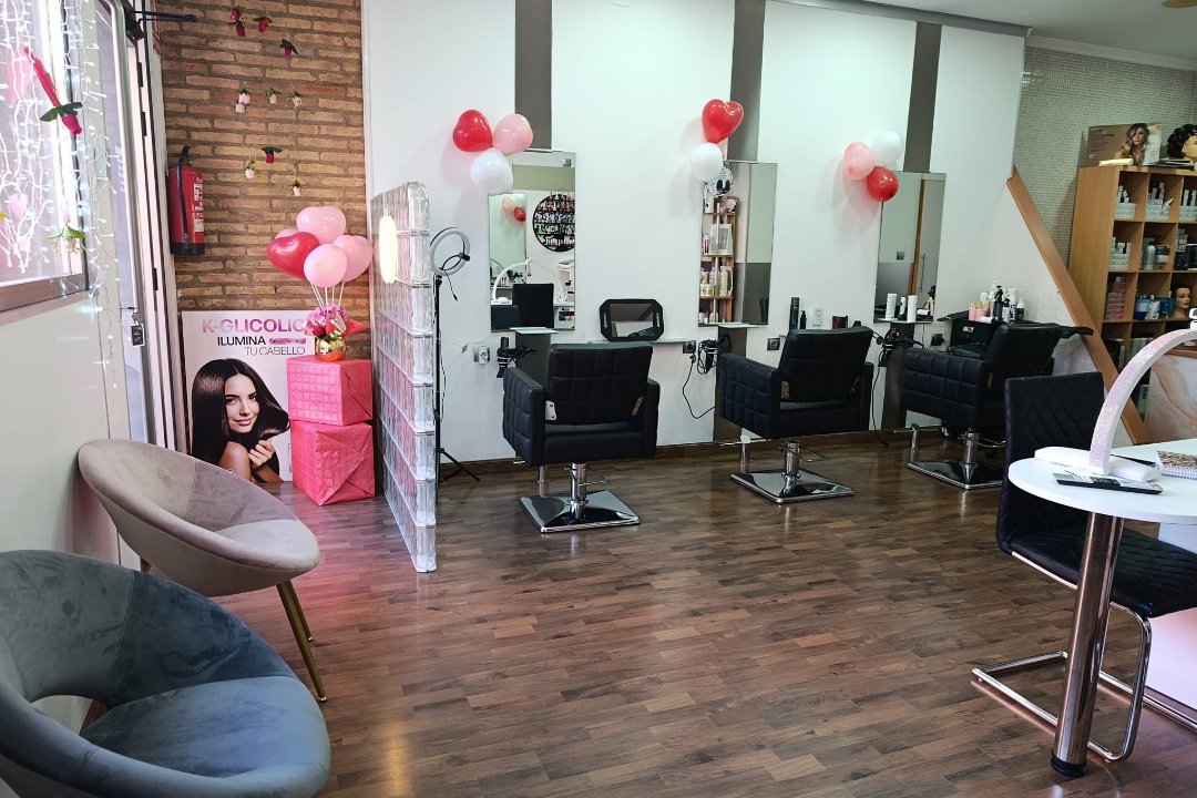 Eva Glam Peluquería & Uñas, La Llum, Valencia