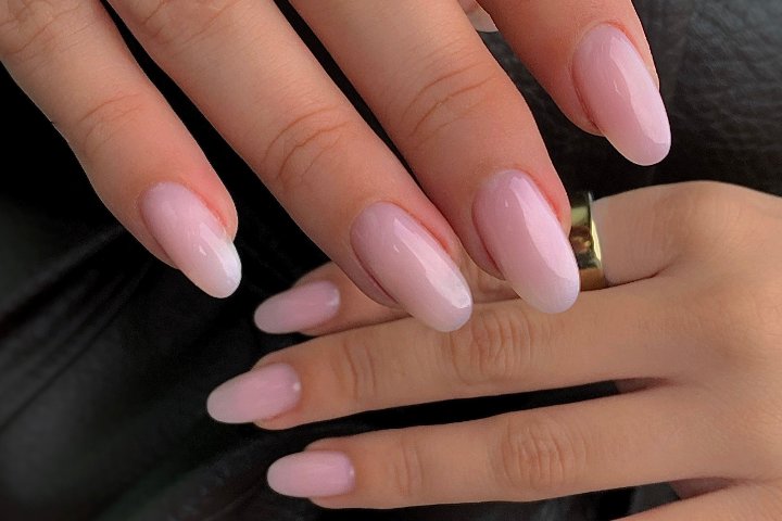 Vio_nails | Manucure Russe - Onglerie Paris - Photo de galerie - OneBooking
