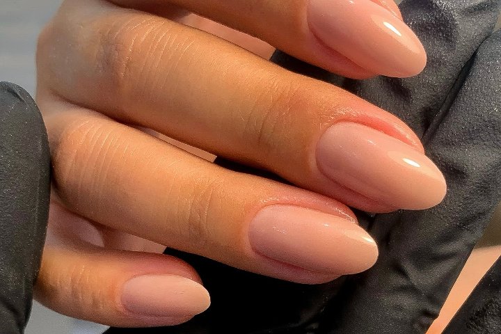 Vio_nails | Manucure Russe - Onglerie Paris - Photo de galerie - OneBooking