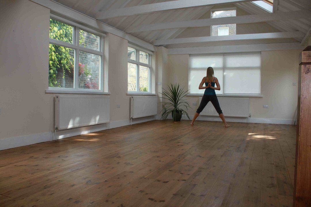 Qi Unity, Clapham North, London