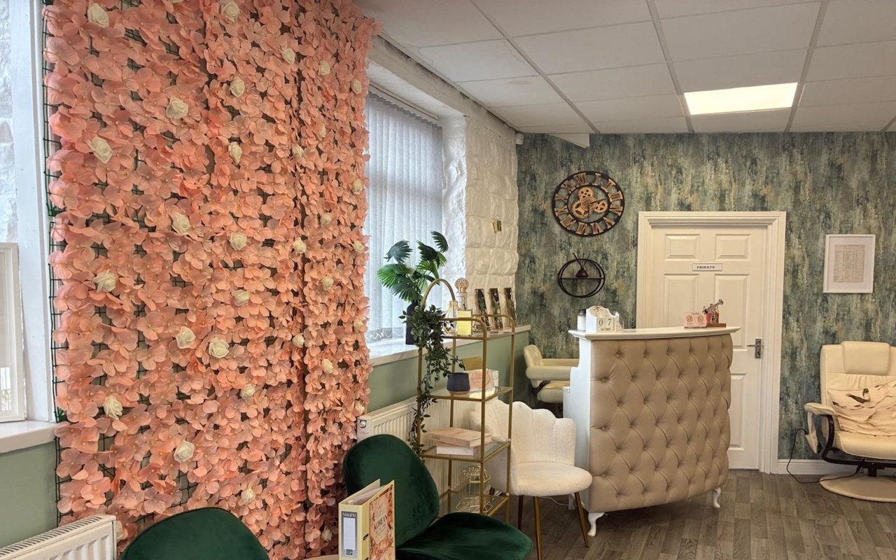 Lash lifts near Wath-upon-Dearne, South Yorkshire - Treatwell