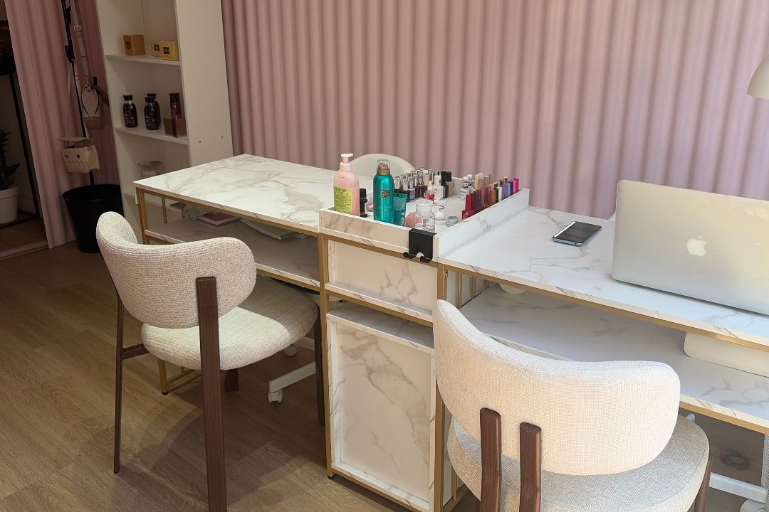Belle studio, Hoog Sint-Gillis, Sint-Gillis