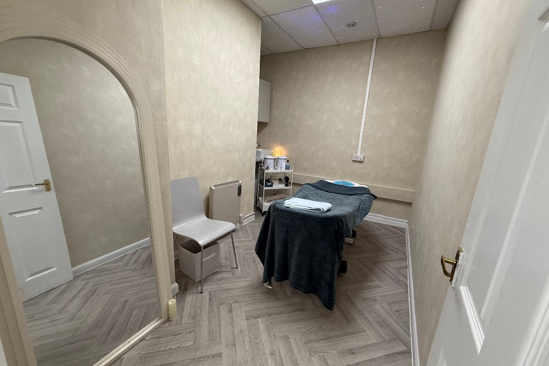Ti Beauty, Bethnal Green Road, London