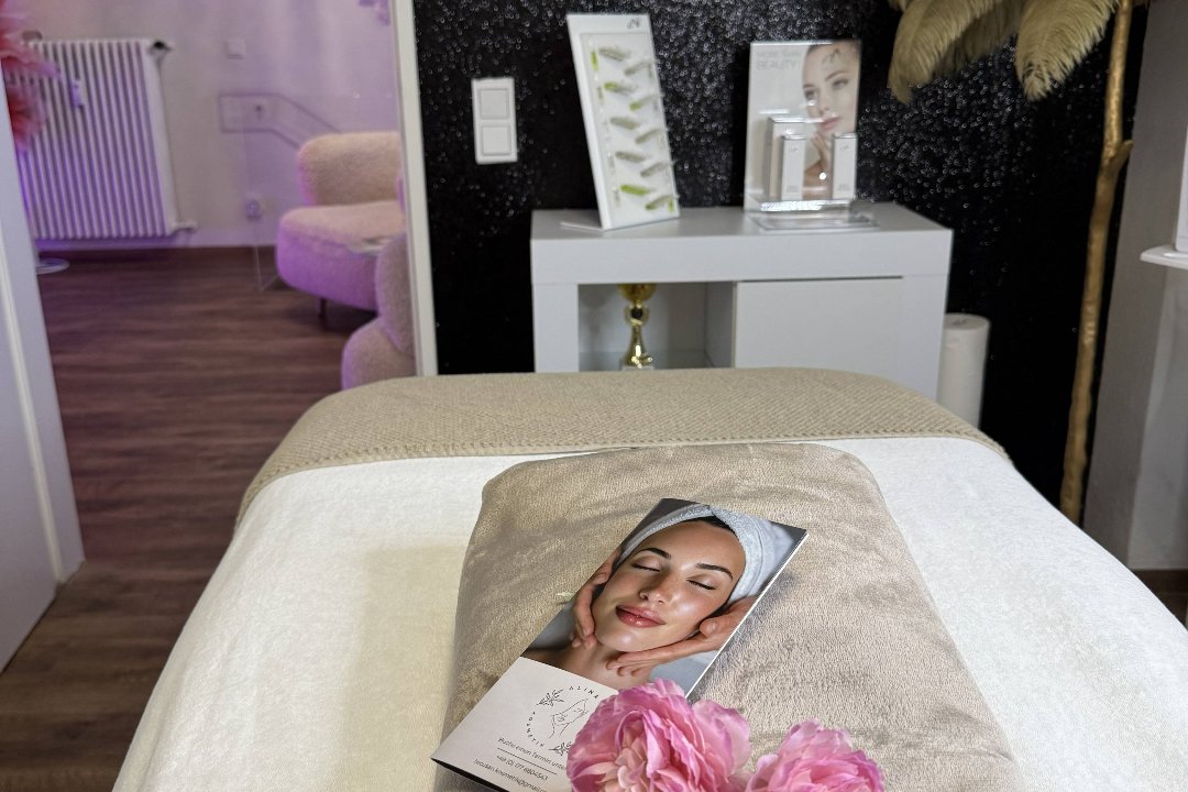 Alina Tecusan Kosmetik, Germering