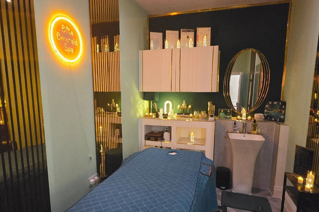Elite Emerald Spa - Chiswick, Chiswick Homefields, London