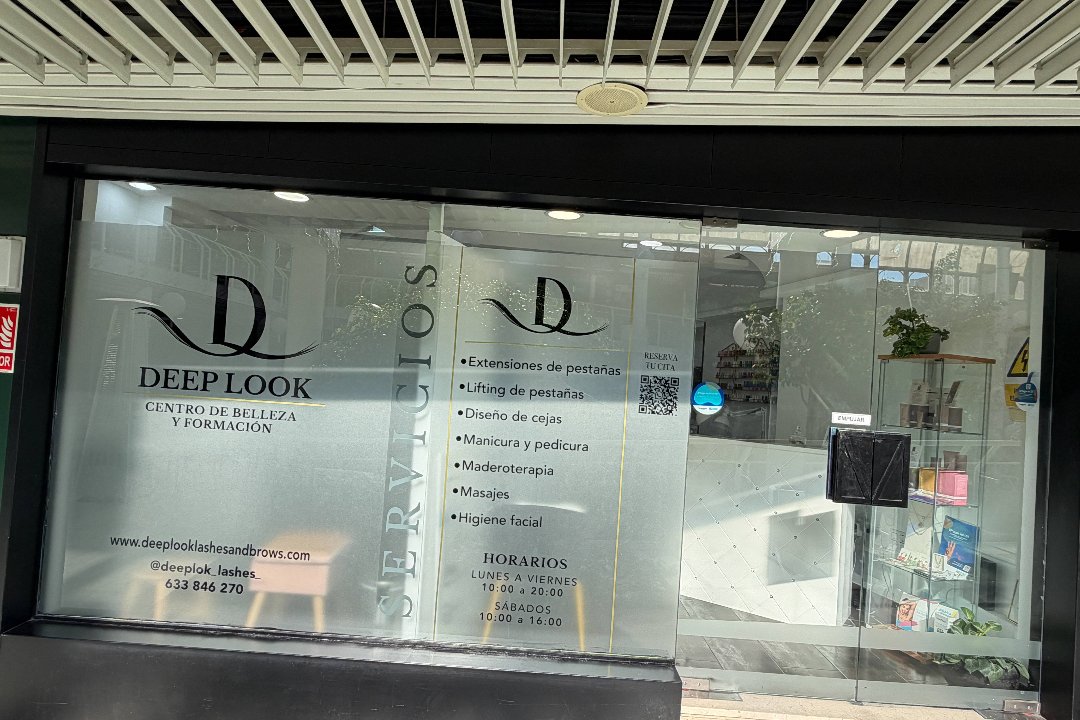 Deep Look Lashes & Brows, Distrito Centro, Comunidad de Madrid