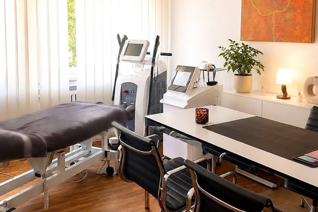 PRÉCIEUX de FGN Fachinstitut für apparative Ästhetik, Altstadt, Düsseldorf