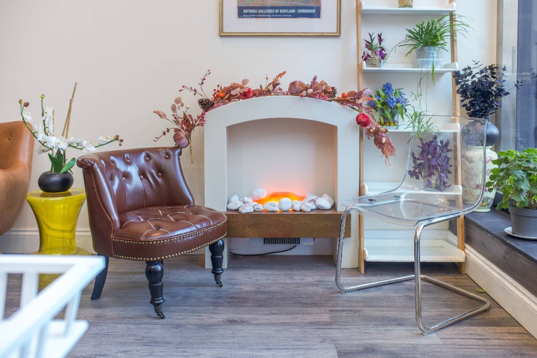 Kami Nails & Beauty - Dalry, Dalry, Edinburgh
