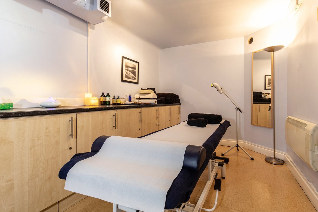 YK Wellness, Ladbroke Grove, London