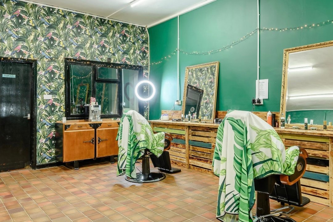 Birds With Blades Barbershop & Brow Bar, Bargoed, Caerphilly