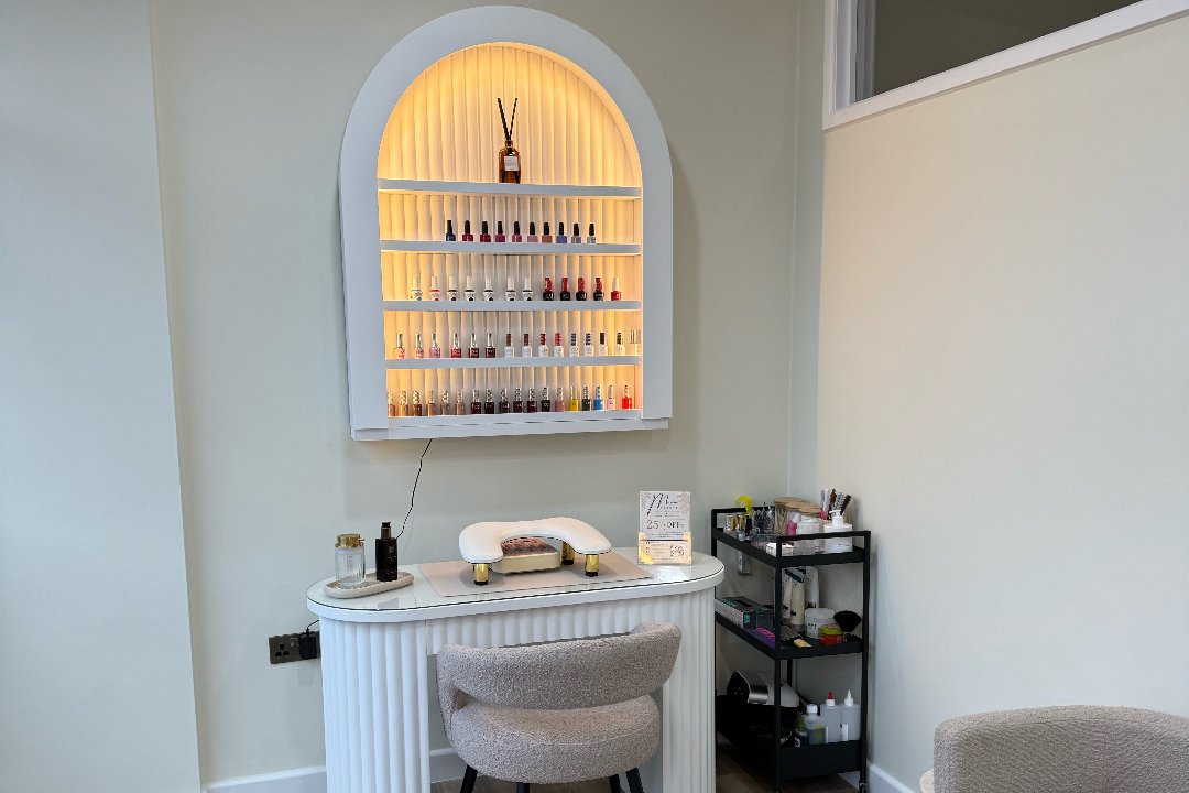 Merakimel Beauty - Inside Bear & Co., Elmers End, London
