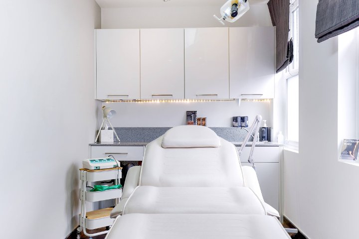 Thames Laser & Aesthetics - Épilation Esher - Photo de galerie - OneBooking