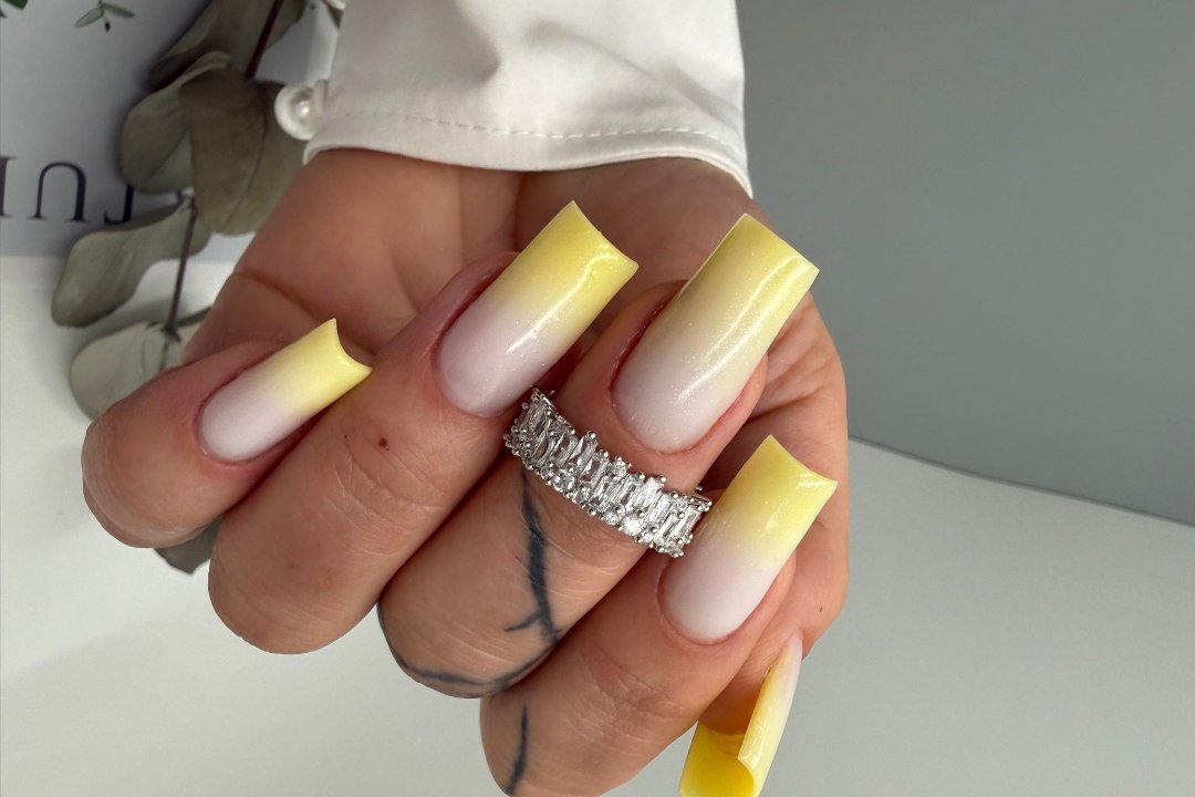 Aleena Nails Studio, Viterbo