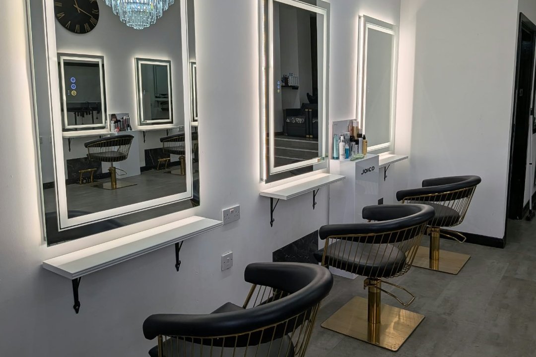 Amanda Jane Styles at Della Rose Hair & Beauty, South Shields, Tyneside