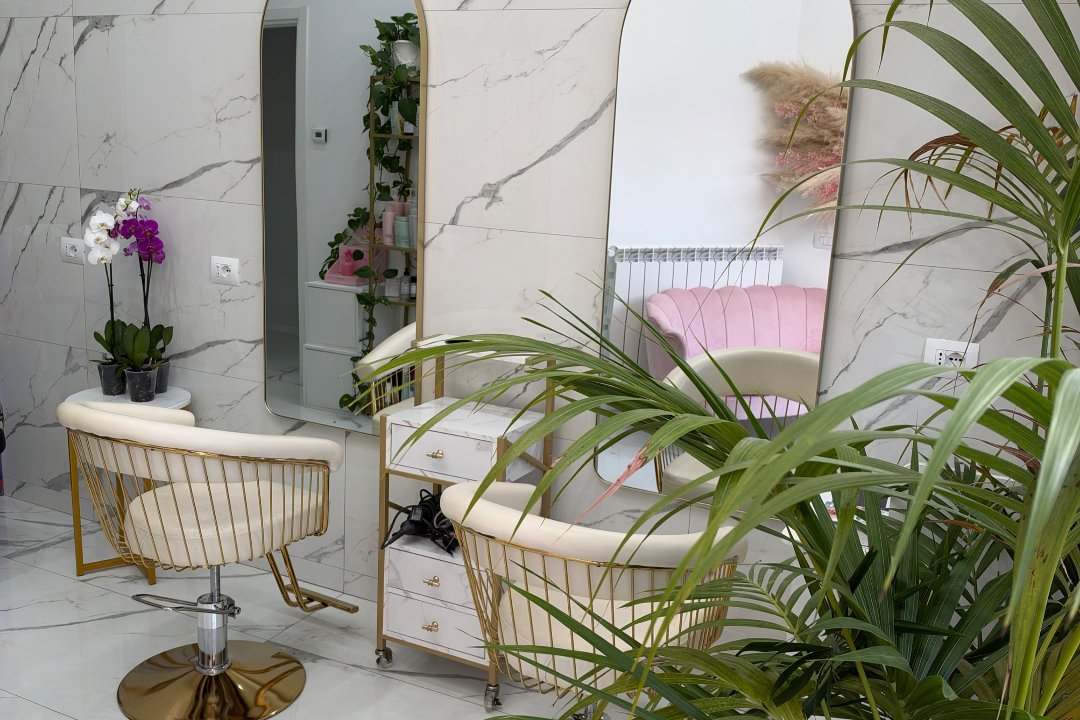 Sister Beauty Boutique, Mombretto, Lombardia