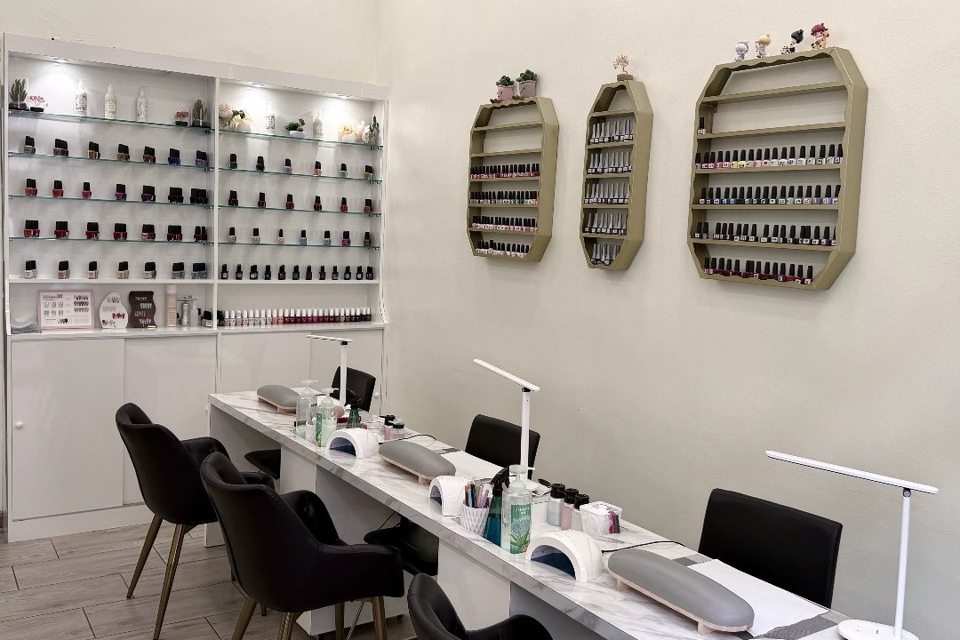 Arte Mia Nail Salon, Viale Montenero, Milano