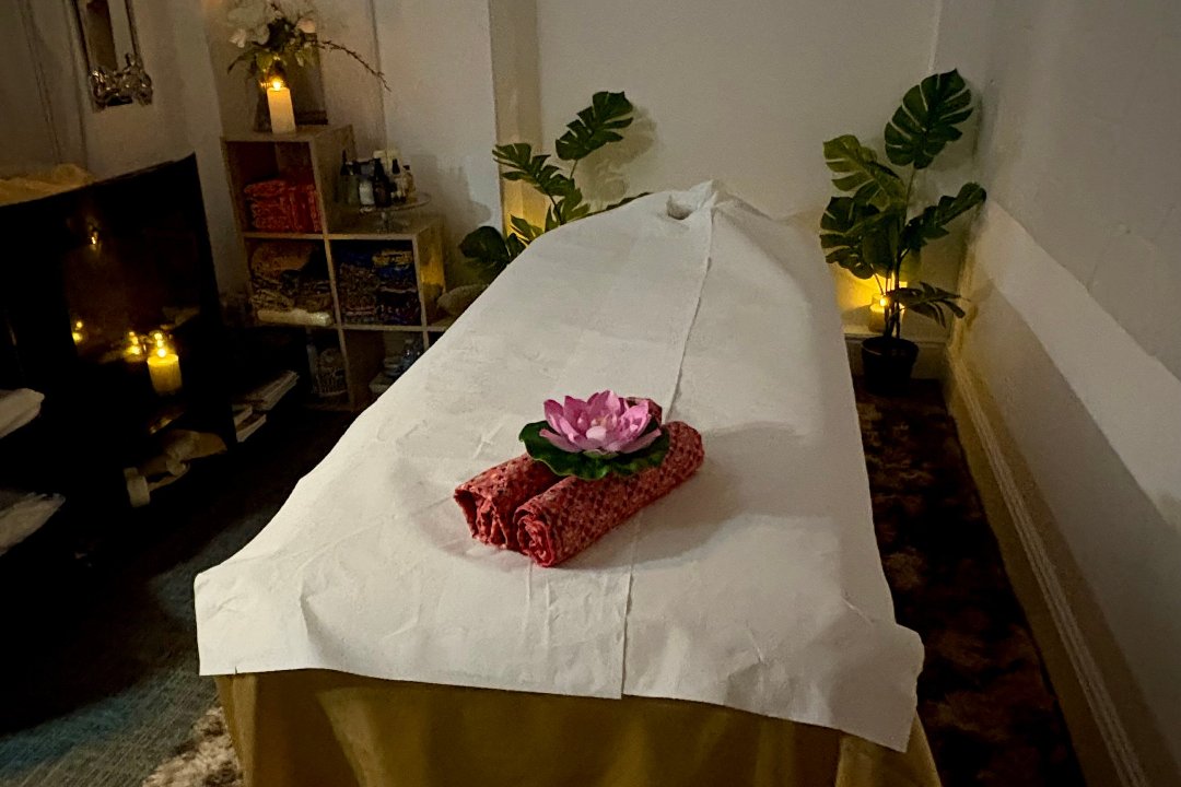 Relax Thai Massage UK, Market Place, London