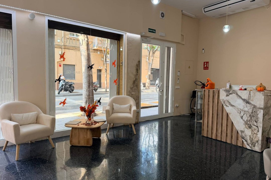 Aura Studio BCN, Raval, Badalona