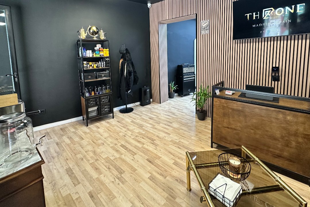 Barbería Throne, Tirso de Molina, Madrid