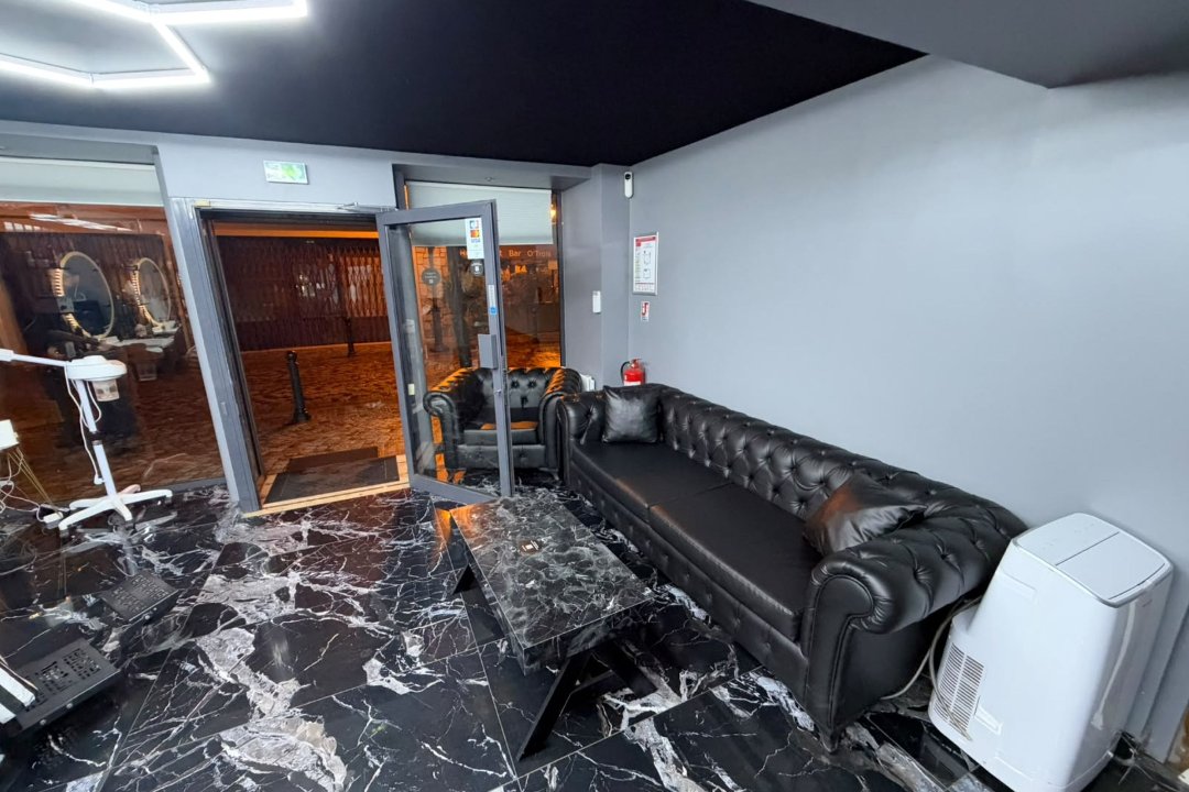 Esco Barber, Corbeil-Essonnes, Essonne