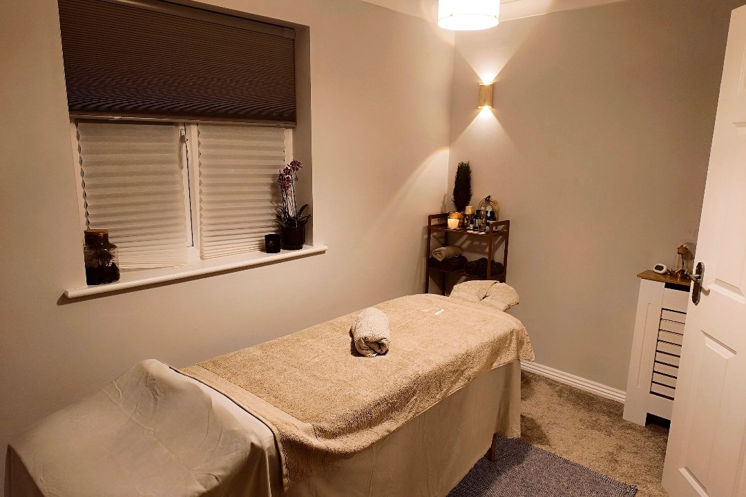 Roberto Male Massage Therapist, Old Kent Road, London