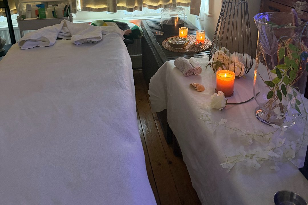 Salde Massage and  Facial ( Ladies Only), Stonebridge, London