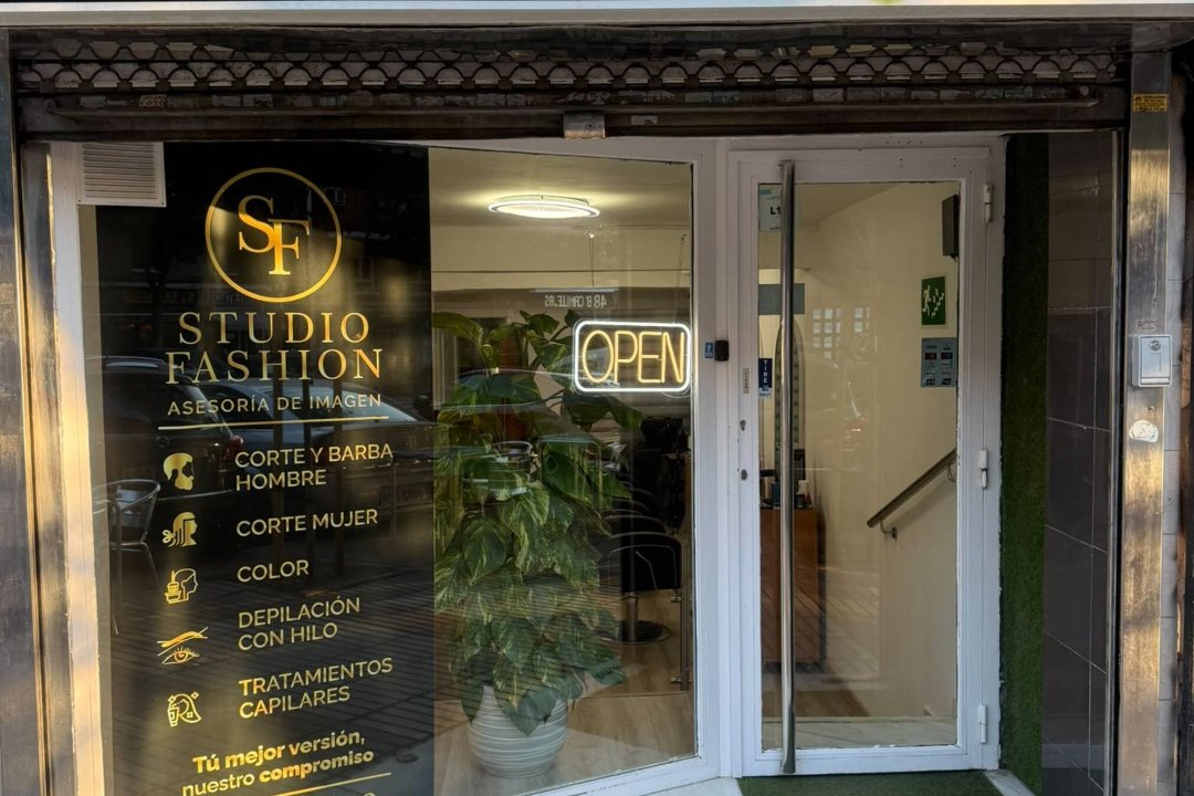 Barberia Y Peluqueria Studio Fashion, Ciudad Lineal, Madrid