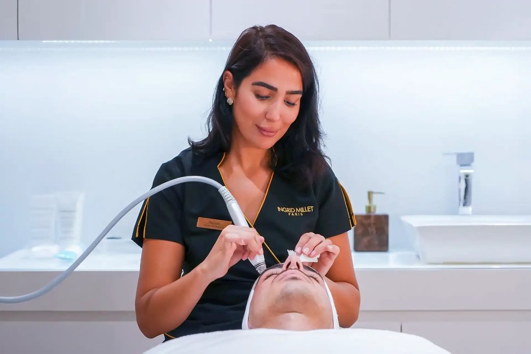 About Your Skin Solution - Louise, Louise, Brussels