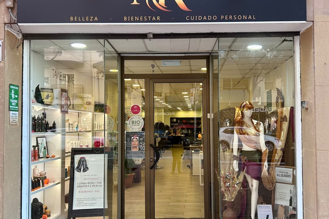 Salon M R, El Castell-Poble Vell, Castelldefels