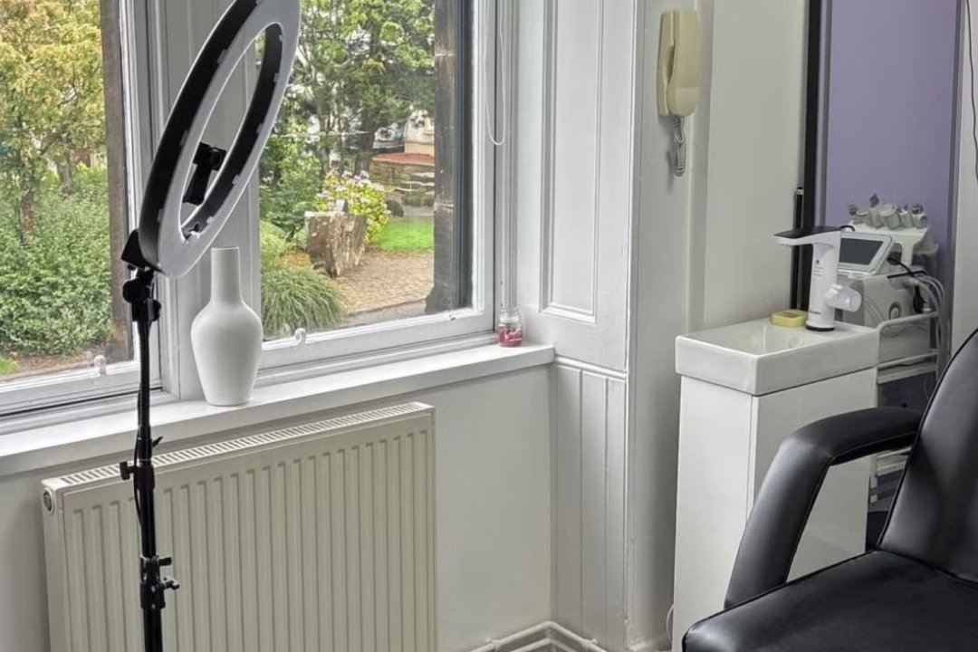 Journey Aesthetics, Kelvinbridge, Glasgow