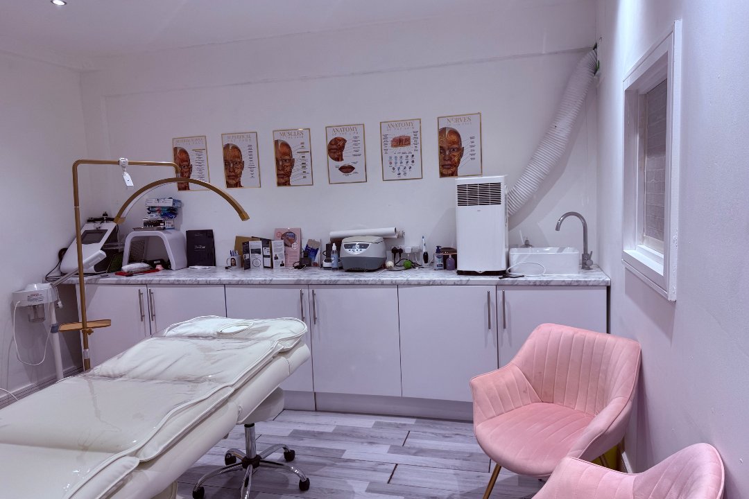 Nadirah London Clinic, Golders Green, London