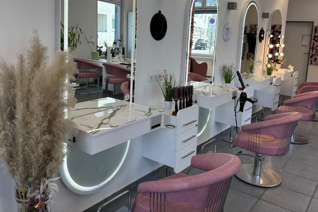 MCN Beauty and Beast, Hirtenberg, Wien und Umland