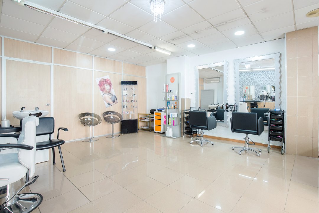 Luxury Hair Estetic, Les Planes, Provincia de Barcelona